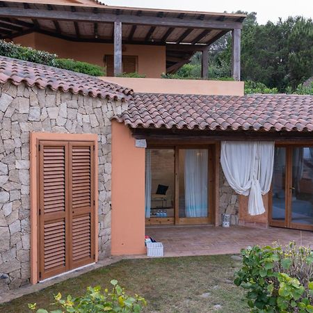 Residenza Del Barone Villa Zoe Chia - Vista Mare Экстерьер фото