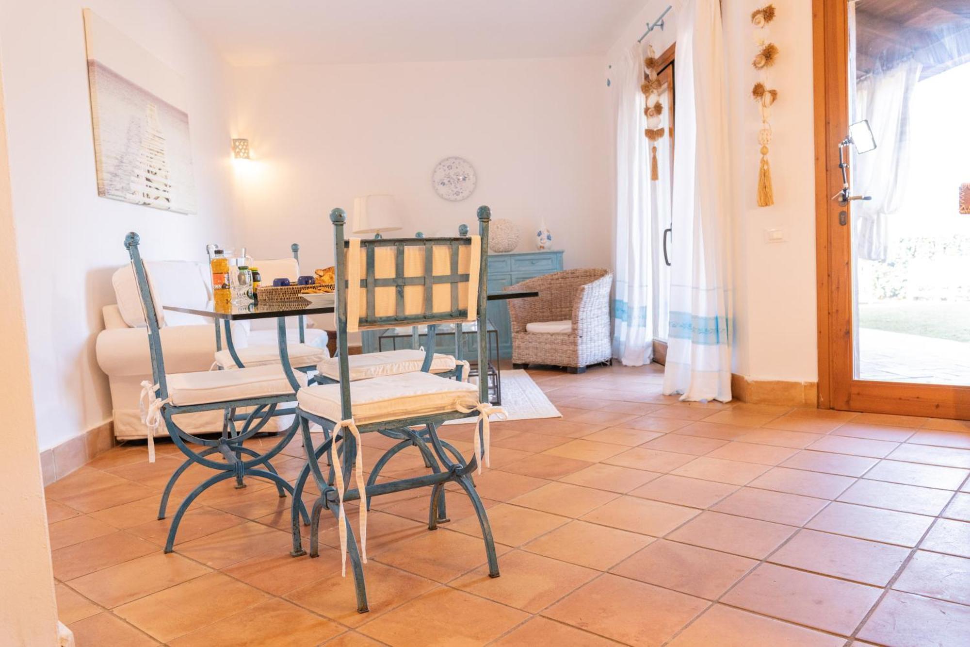 Residenza Del Barone Villa Zoe Chia - Vista Mare Экстерьер фото